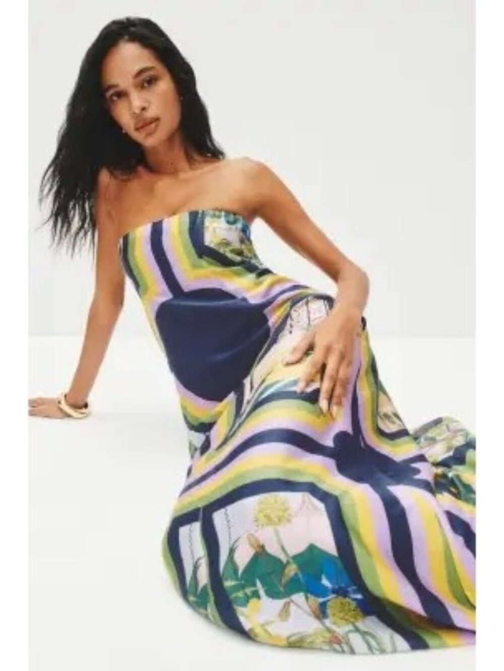 SS-31. Muma World	Looking Glass Ursa Dress